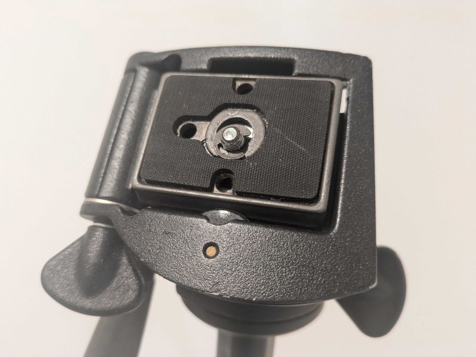 Tripé Manfrotto 728B