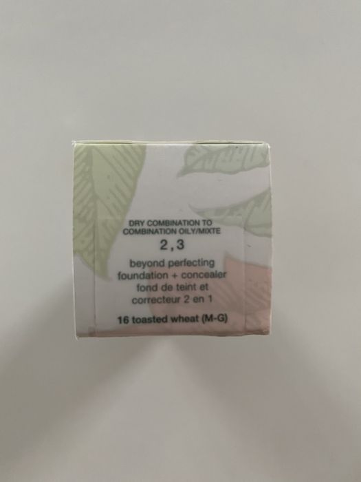 Podkład fluid Clinique Beyond Perfecting toasted wheat 16