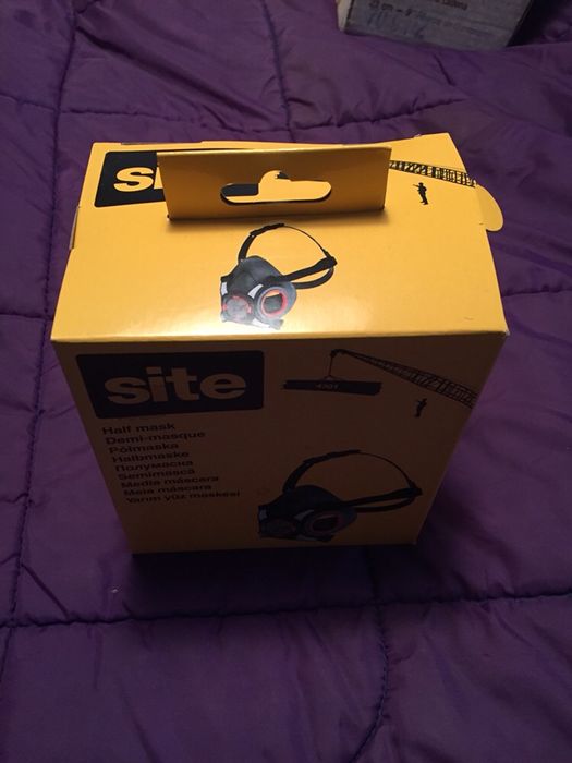 Professional Half-Mask with Particle Filters64739669308674121