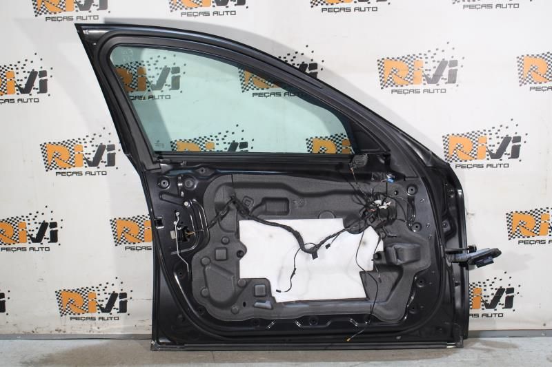 Porta frente esquerda BMW 5 (F10)