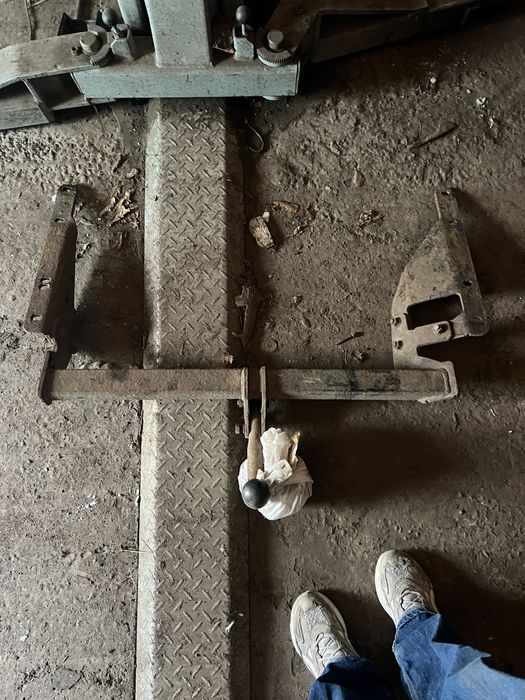 Фаркоп Honda Crv