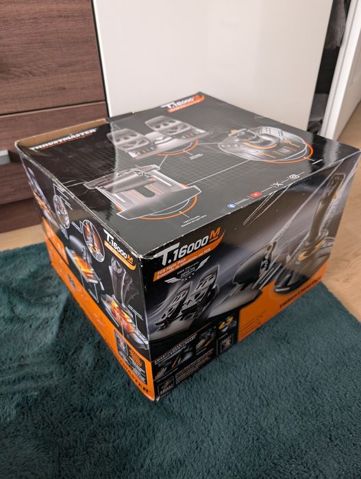 Zestaw symulacji lotu Thrustmaster T16000M