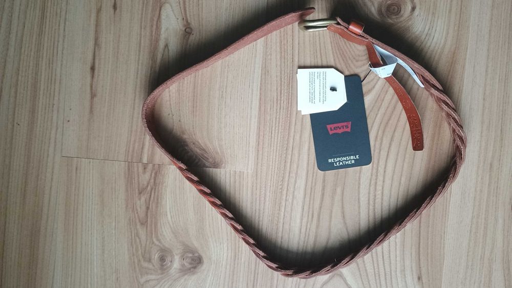 Levis damskie pasek Nowy