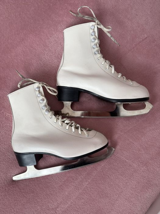 Łyżwy białe dla dziewczynki 35
