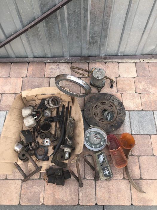 Sprzedam czesci samochodowe