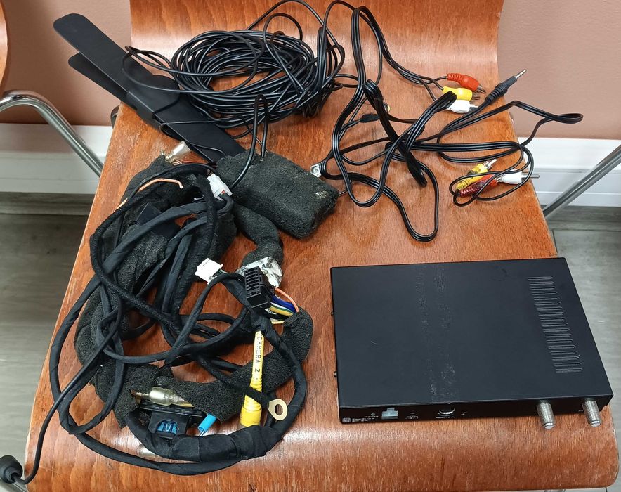 Samochodowy Tuner tv, DVB-T MPEG 2/4 FULL HD AV USB HDMI