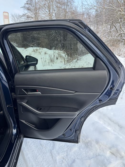 Продам Mazda CX 30 2023