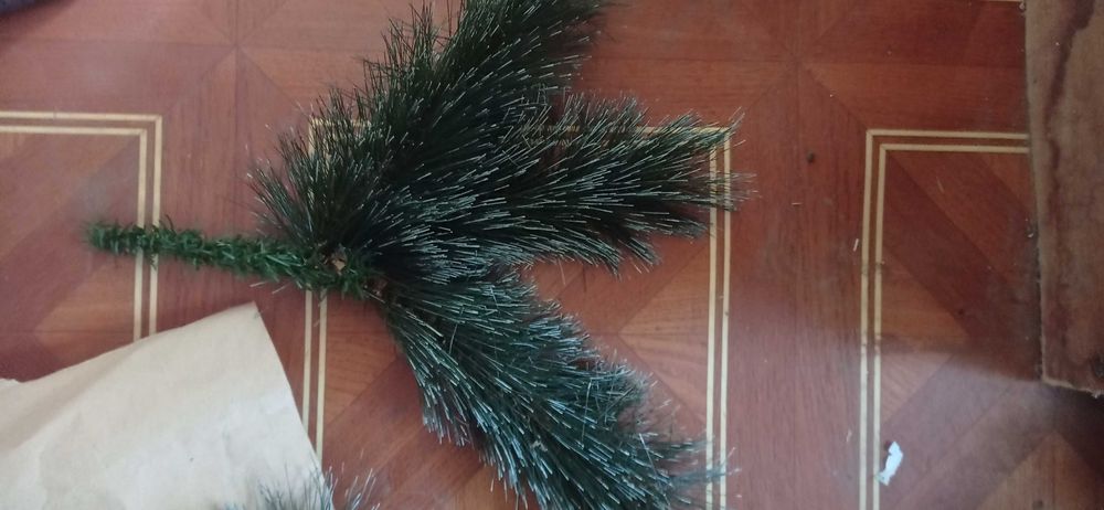 Ветки искусственной елки , ветки  елки для поделок