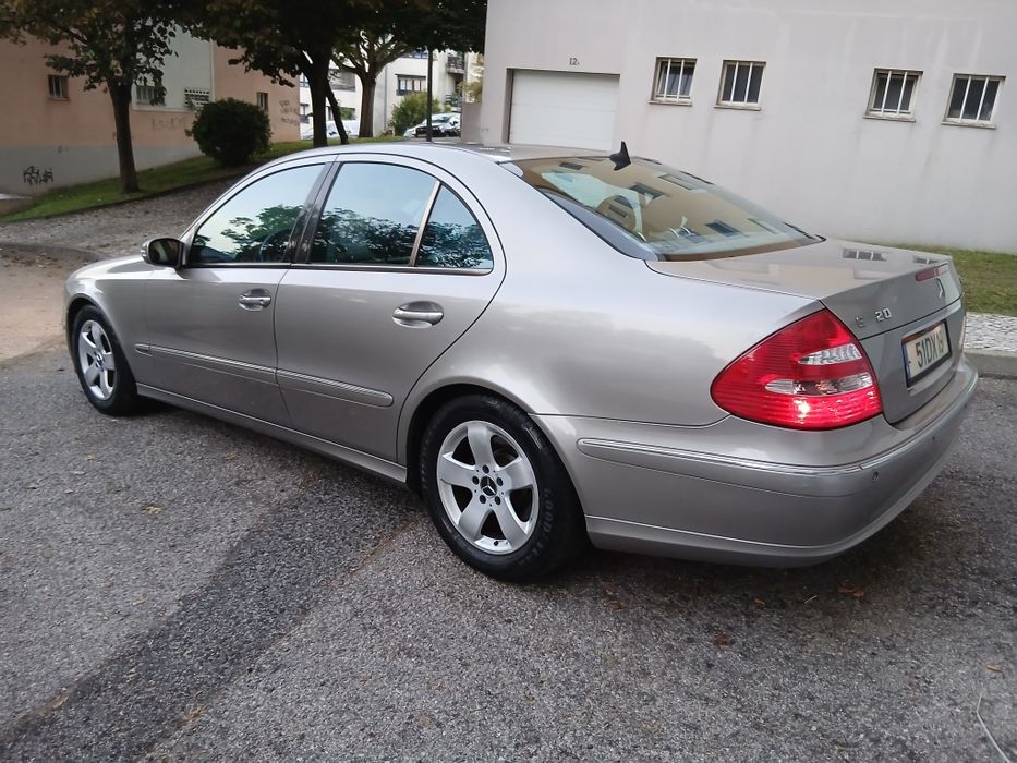 Mercedes E220cdi 2005 — fotografia 5