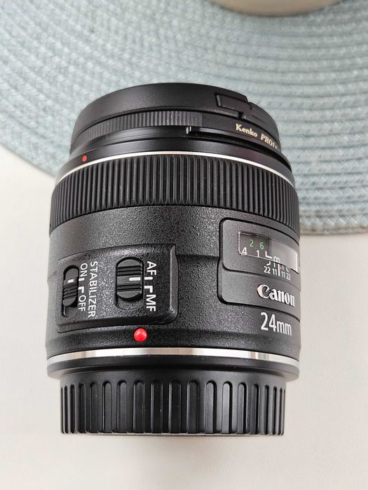 Canon EF 24mm f/2.8 IS USM