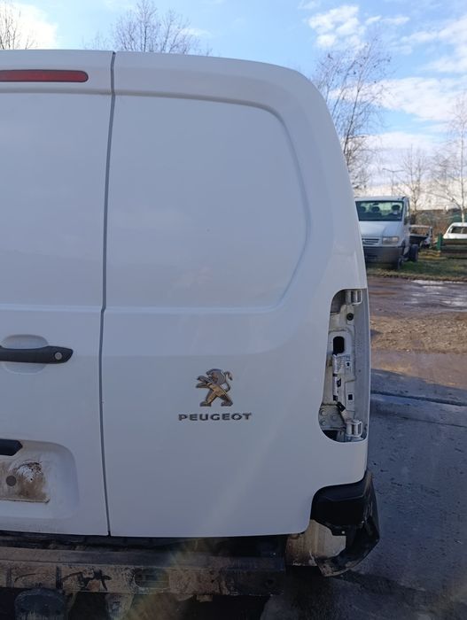 Drzwi tylne prawe Peugeot Partner iv