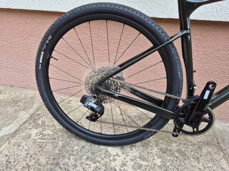 d Gravel Giant Revolt Advanced 1 Etap, Sram Rival AXS 1x12, carbon