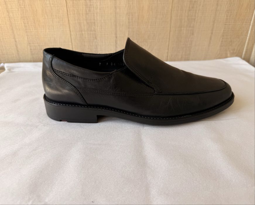 Продам чоловічі туфлі Lloyd