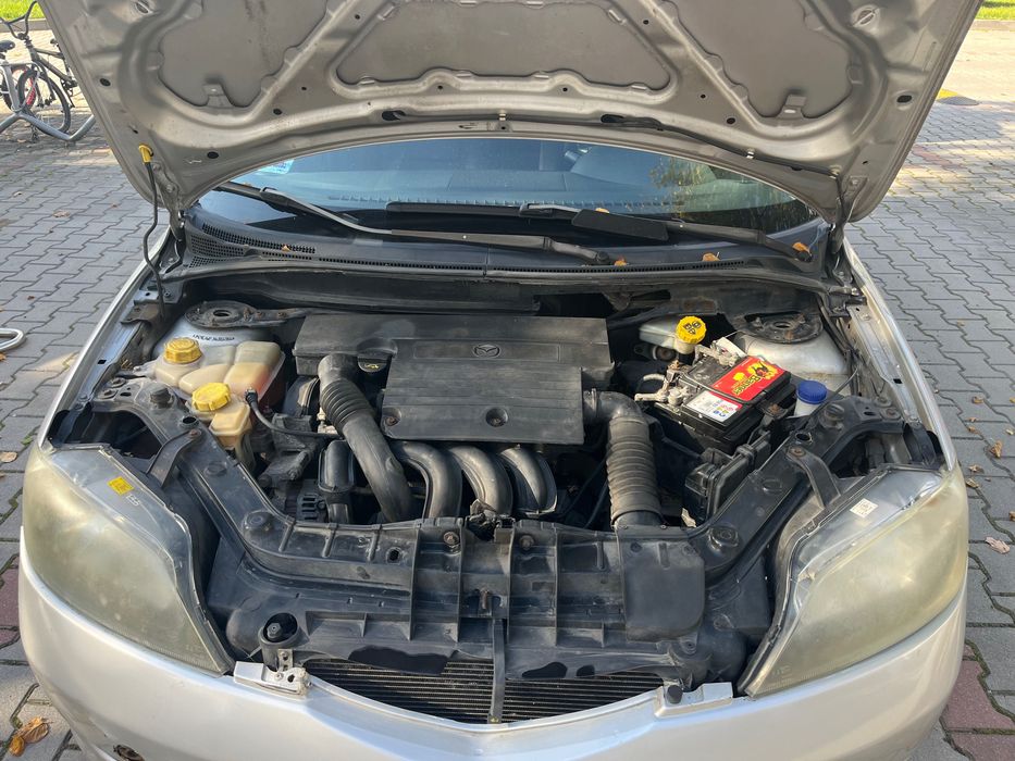 Mazda 21.4 benzyna 2004 r