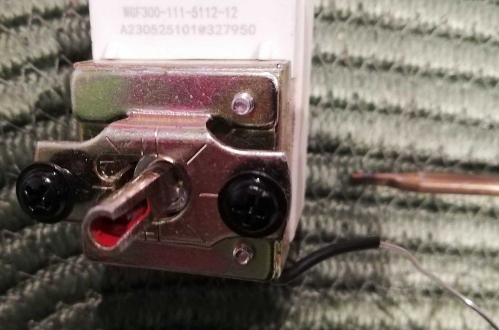 Dwa termostaty 50-300 stopni np. do piekarnika