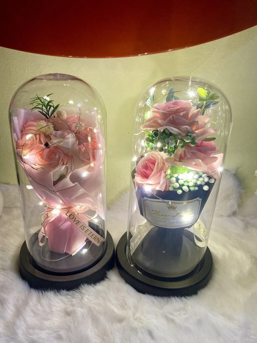Троянда в колбі, роза в колбе, подарунок на 8 березня, тюльпан лед