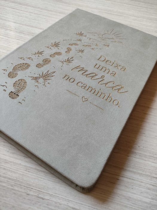 Caderno/Diário/Bloco de Notas A5 Personalizado Cinzento - Coisas de Geek - Gravação a Laser