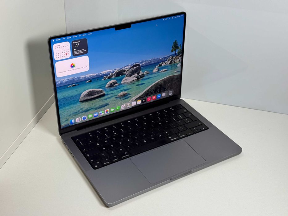 Apple MacBook Pro 14 2021 M1 Pro 16GB RAM 512GB SSD Super Stan