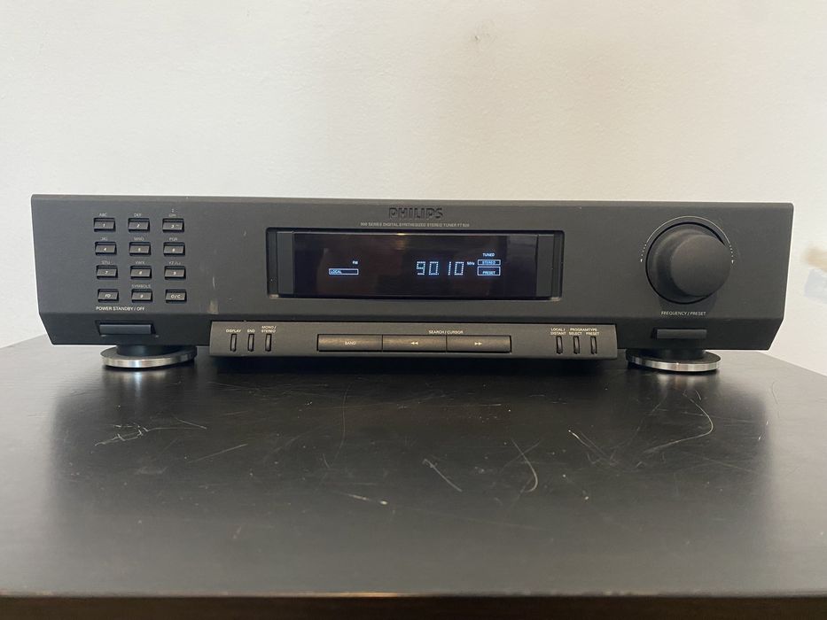Тюнер стерео FM Philips 70FT 930