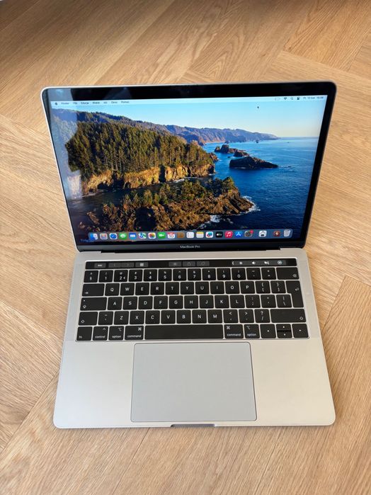 Idealny MacBook Pro 13” 8/128GB TOUCH BAR SPACE GRAY!