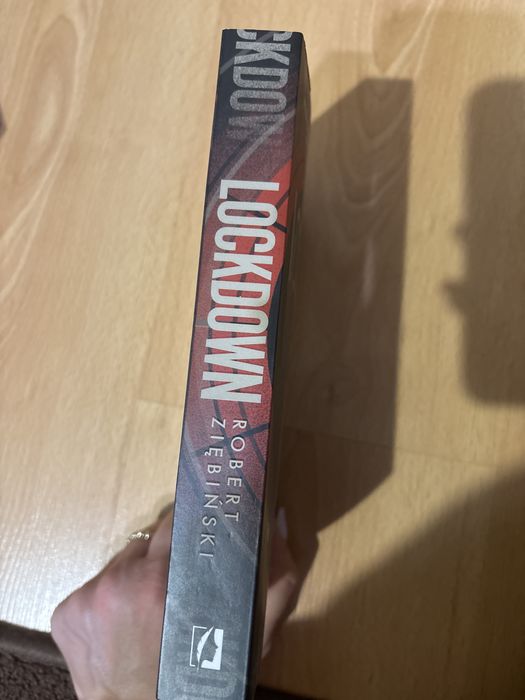 Robert Ziębiński LOCKDOWN