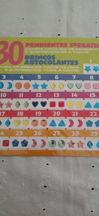 30 brincos autocolantes, novos