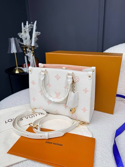 Сумка Louis Vuitton Onthego PM Monogram  Empreinte Beige / Peach