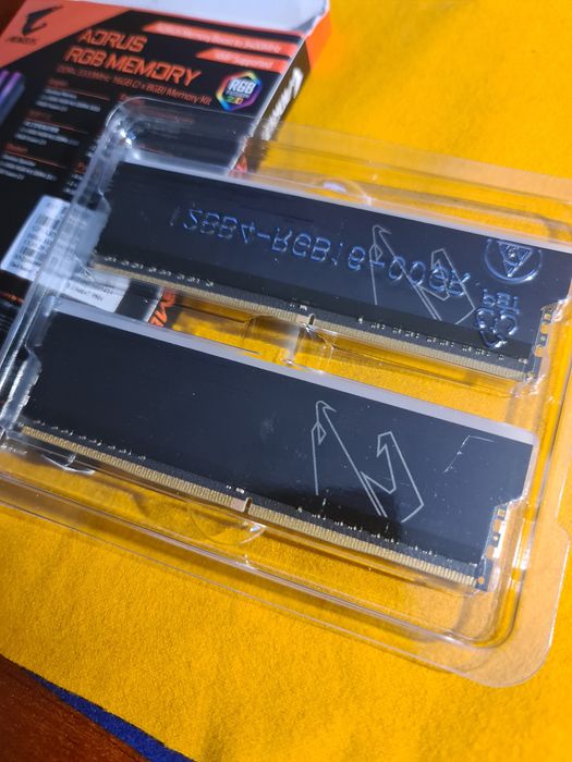 Ddr4 16gb rgb Aorus