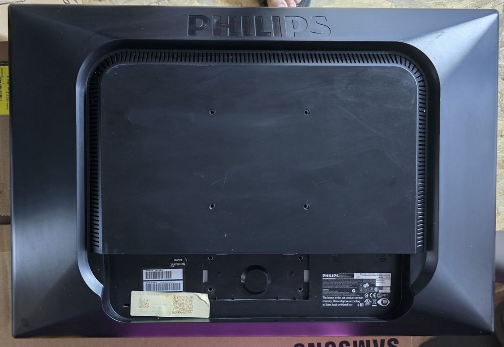 монітор Philips 24 дюйма