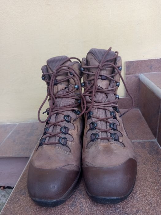 Продам берці xaix, lova розмір від 41-49