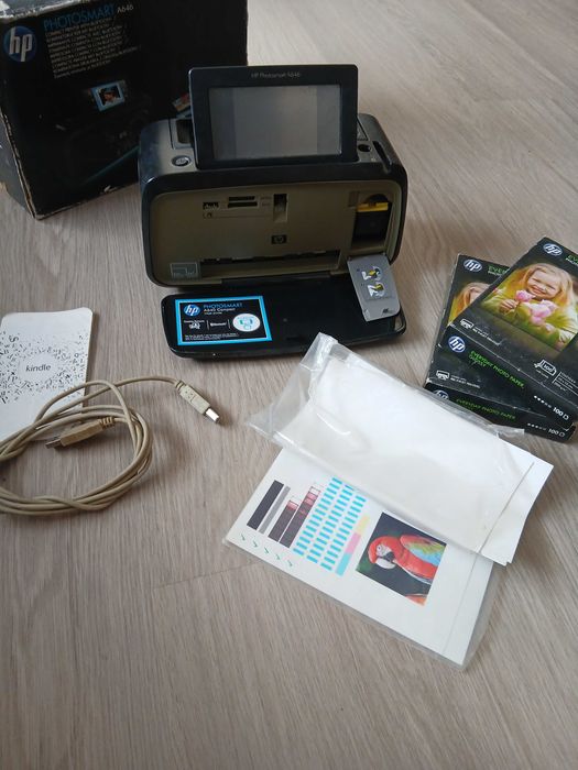 Pack Impressora Fotográfica HP Photosmart A646 Bluetooth + Papel Fotográfico + Acessórios