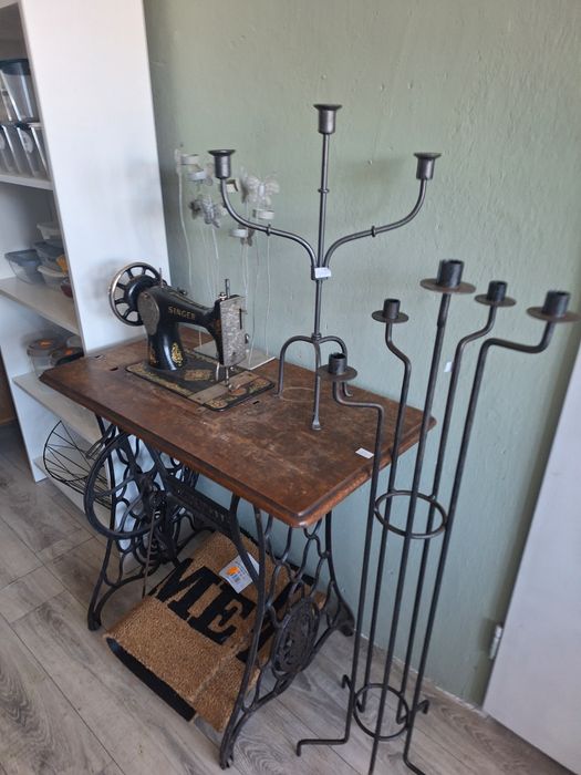 Stara maszyna do szycia Singer