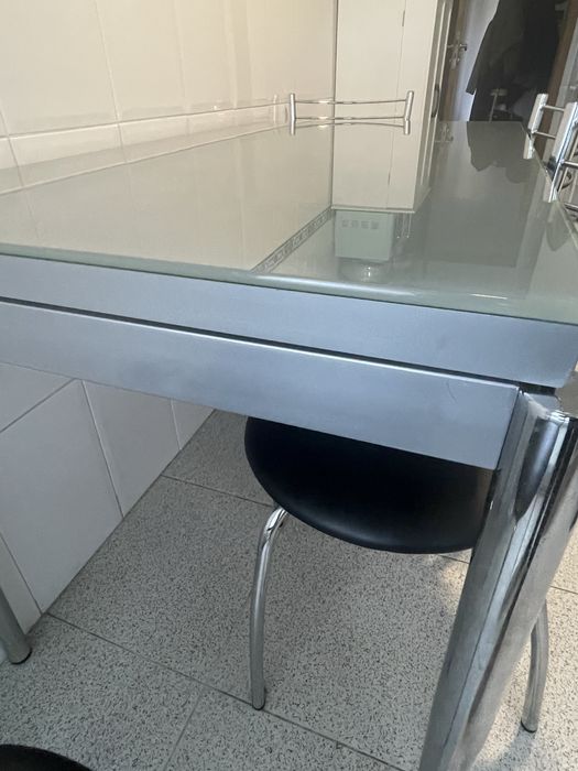 Mesa cozinha extensivel vidro + 5 cadeiras