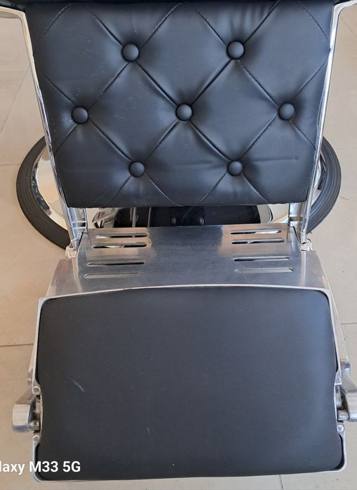 Sprzedam fotel barberski