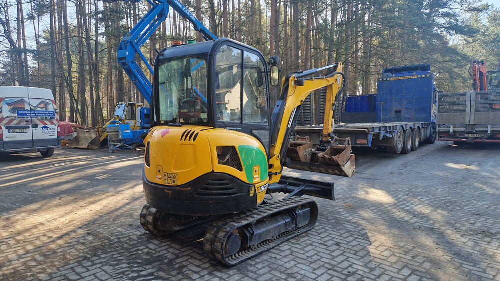 Minikoparka JCB 8026 z 2021 roku 3 łyżki bardzo ładna

Dane techniczne