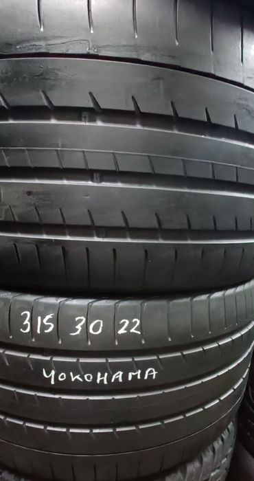 Pneus  315/30/22