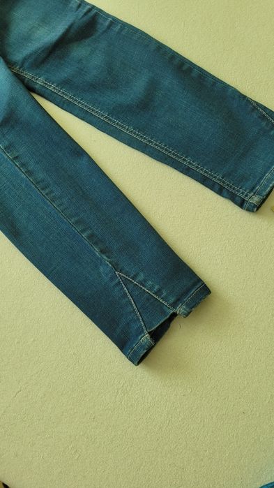 Джинси жіночі Pull&bear