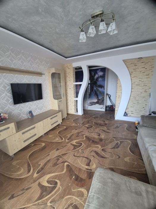 Продам  3 комнатную квартиру  в центре - Вид 2