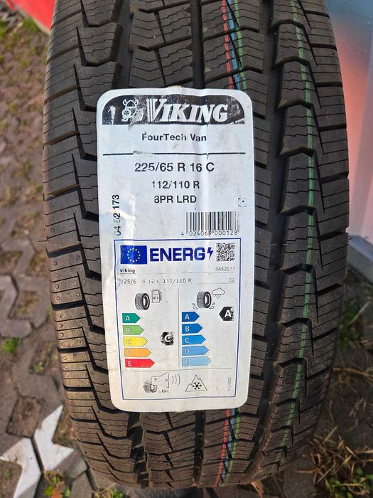 Opony zimowe 225/65/16C nowe