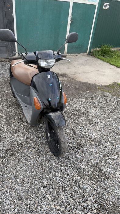 Продам скуткр сузуки летс 4