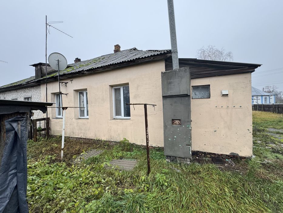 Продаж 2-кімнатної квартири в центрі с. Вовчків