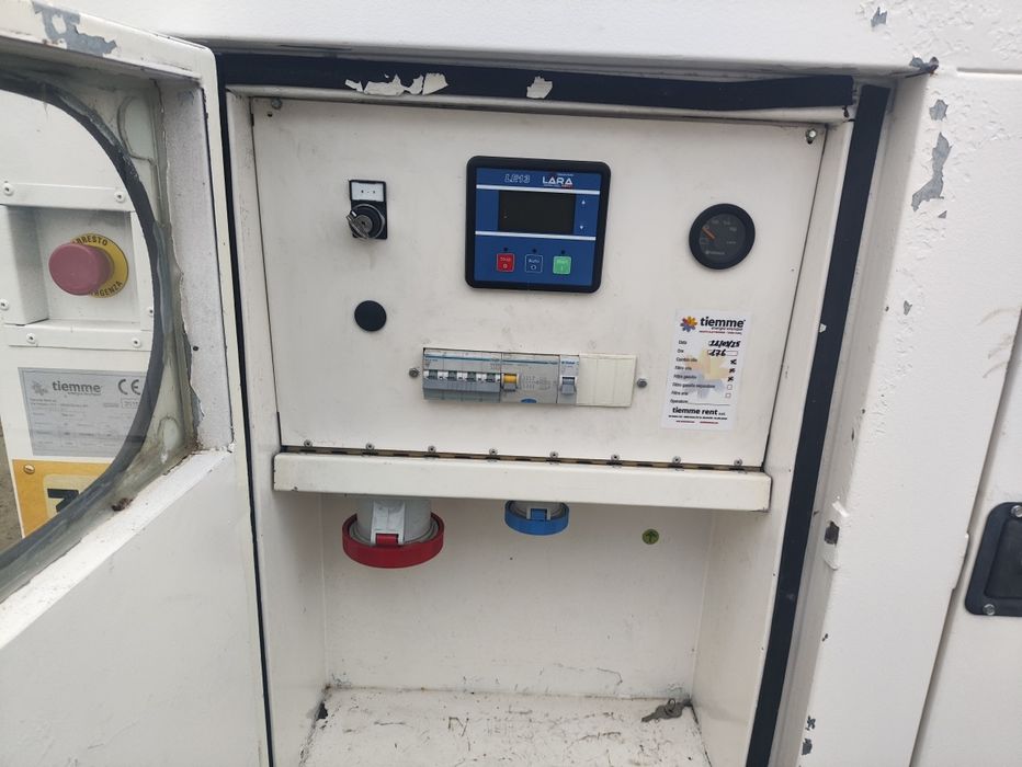 Дизельний генератор 24 kw 30 kva