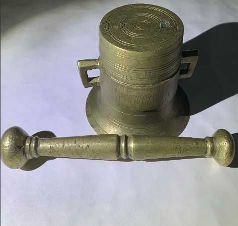 Ступка з товкачиком, латунь 1кг.600гр.