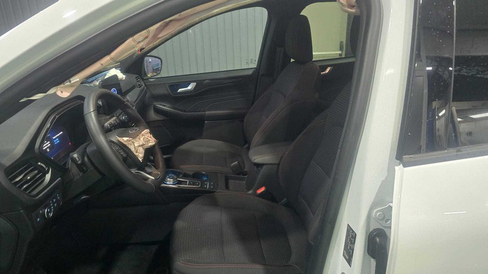 Ford Kuga 2.5 PHEV ST-LINE  -  Salvado