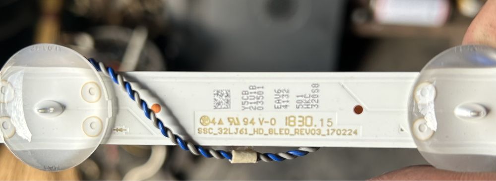 LED підсвітка телевізора LG 32LK510BPLD