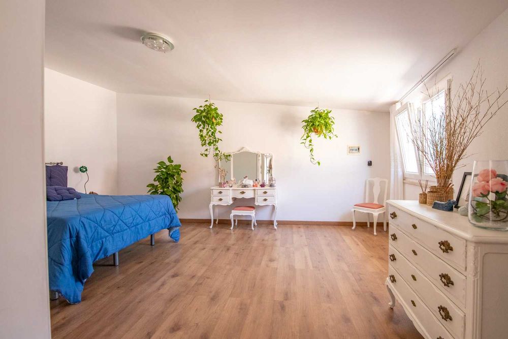 Moradia com anexo em Vila Nogueira de Azeitão