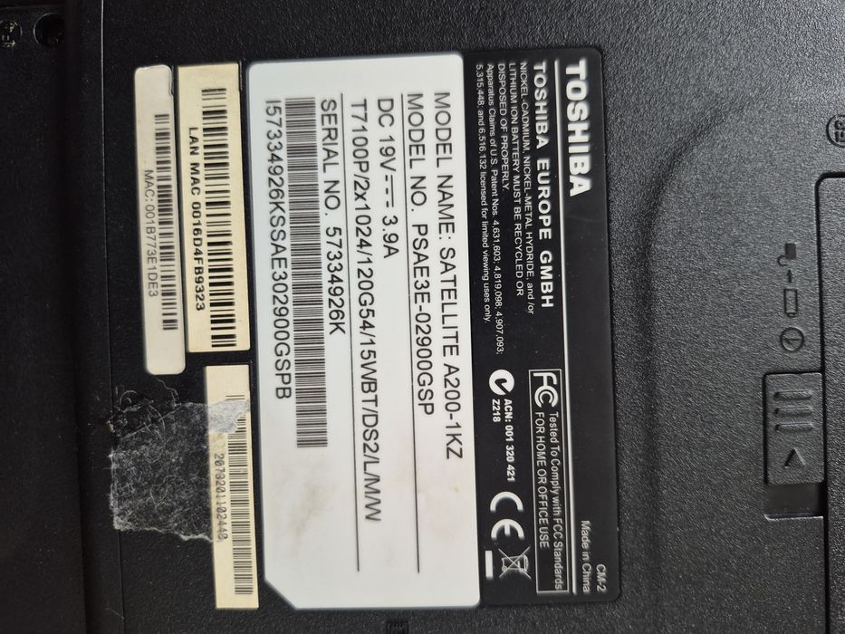 Laptop toshiba satellite a200 sprawny