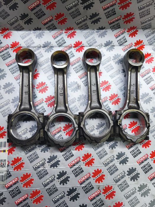 Шатун шатуни 4D56 mitsubishi l200 padjero 2.5 td під палець 32 мм