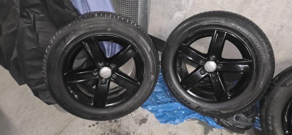 Koła audi czarne 225/ 55/16 . 7J  et46 66.6