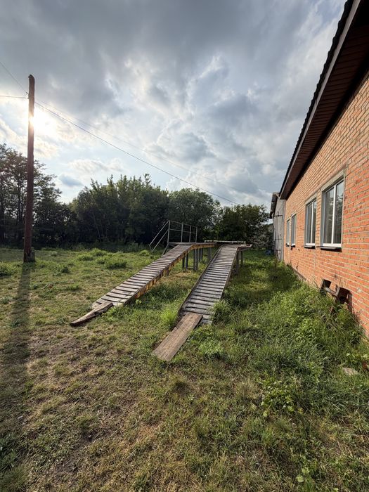 Здаєм в оренду територію з приміщенням Ківерці - View 2